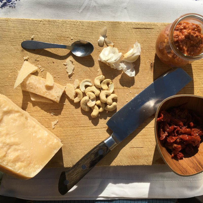 hjemmelavet Pesto af soltørrede tomater